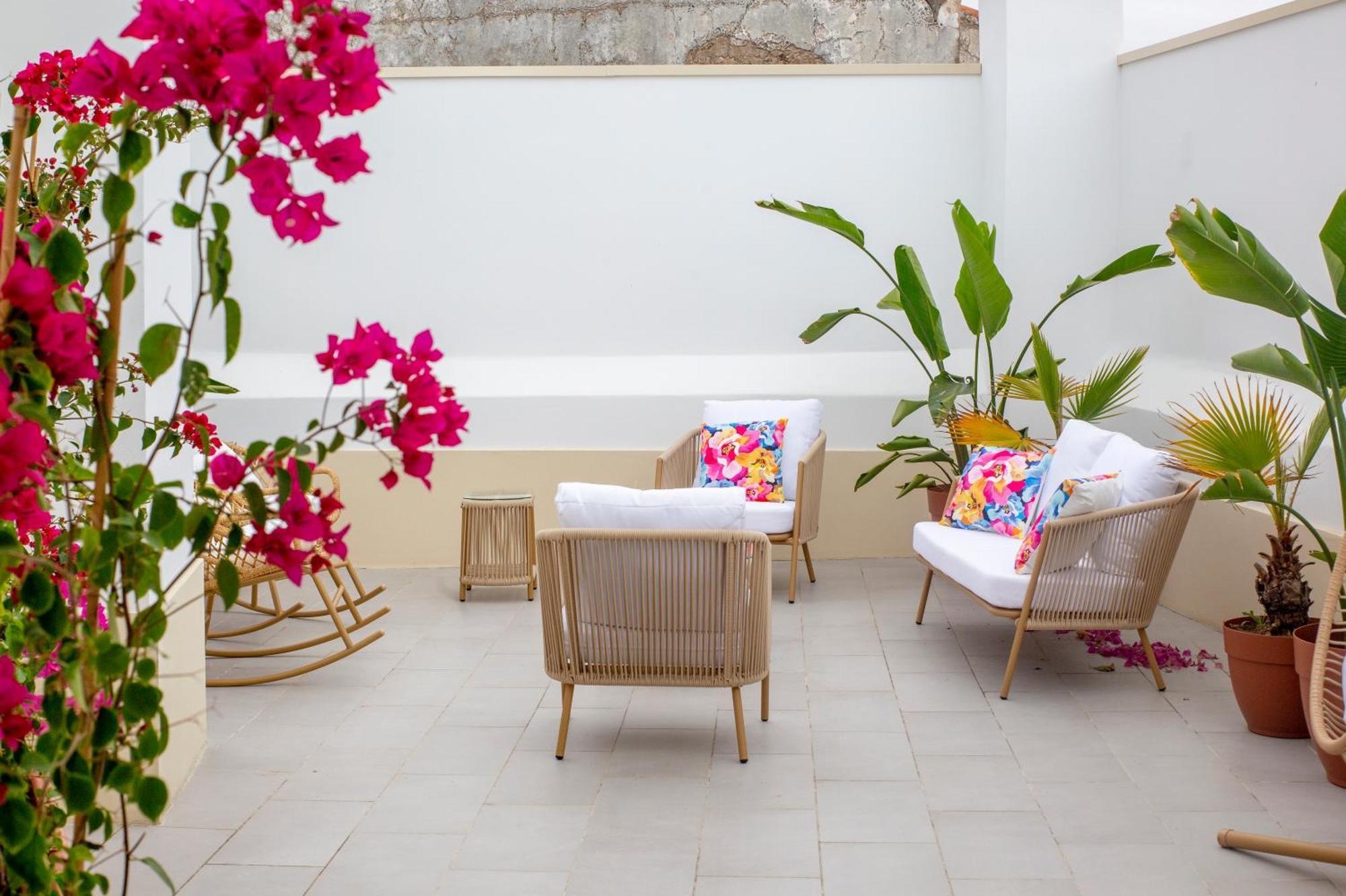 Guest House Jacaranda Faro Ngoại thất bức ảnh